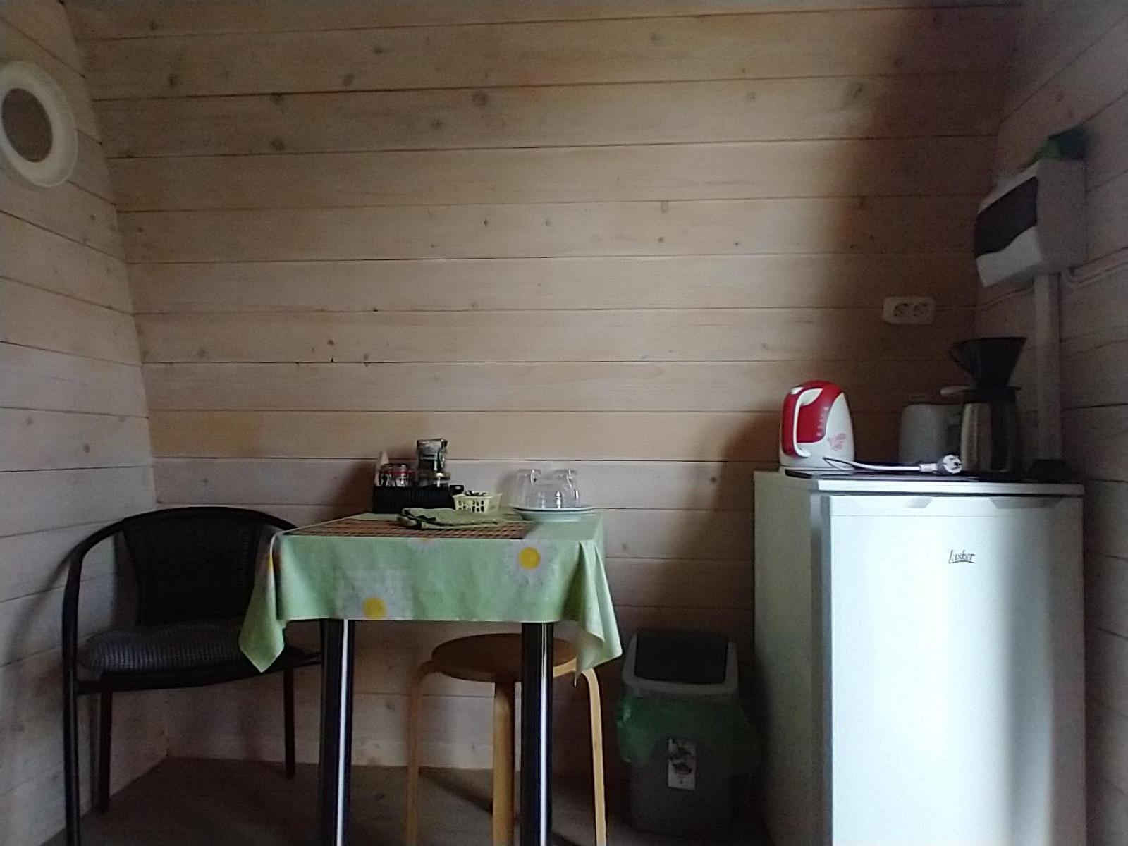 Lahemaa Kohvikann B & B, Caravan Park Palmse Pokoj fotografie