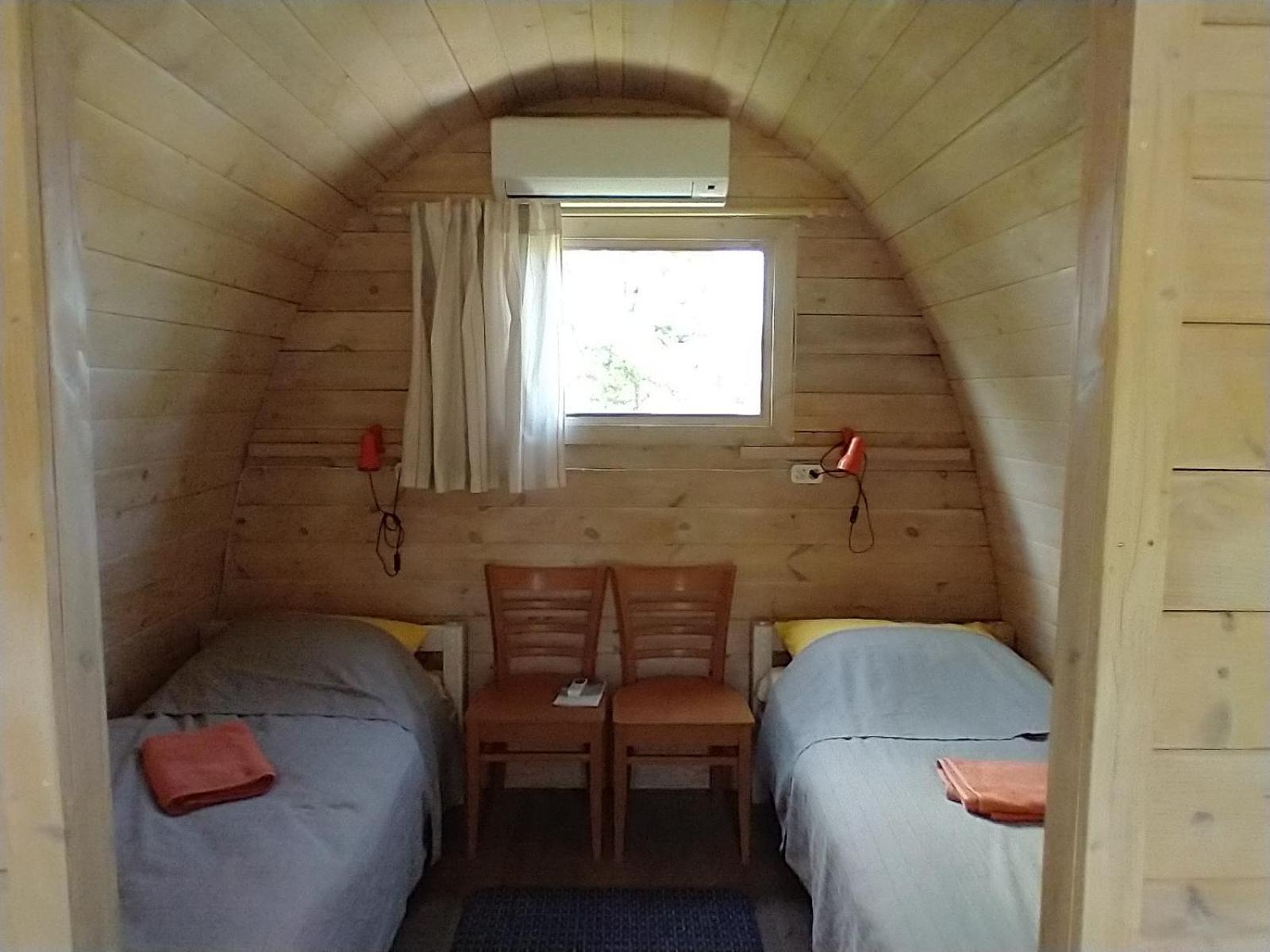 Lahemaa Kohvikann B & B, Caravan Park Palmse Pokoj fotografie