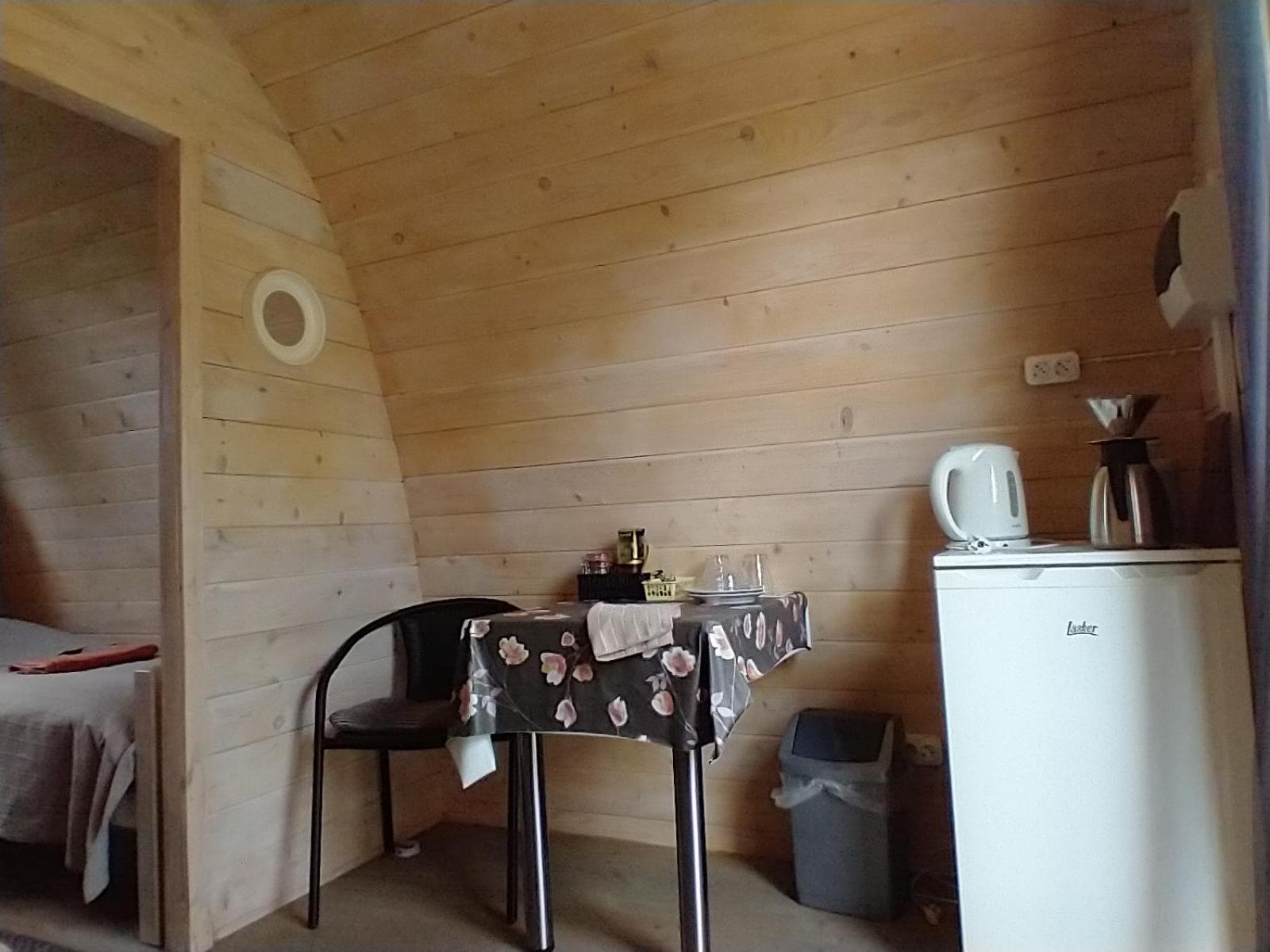 Lahemaa Kohvikann B & B, Caravan Park Palmse Pokoj fotografie