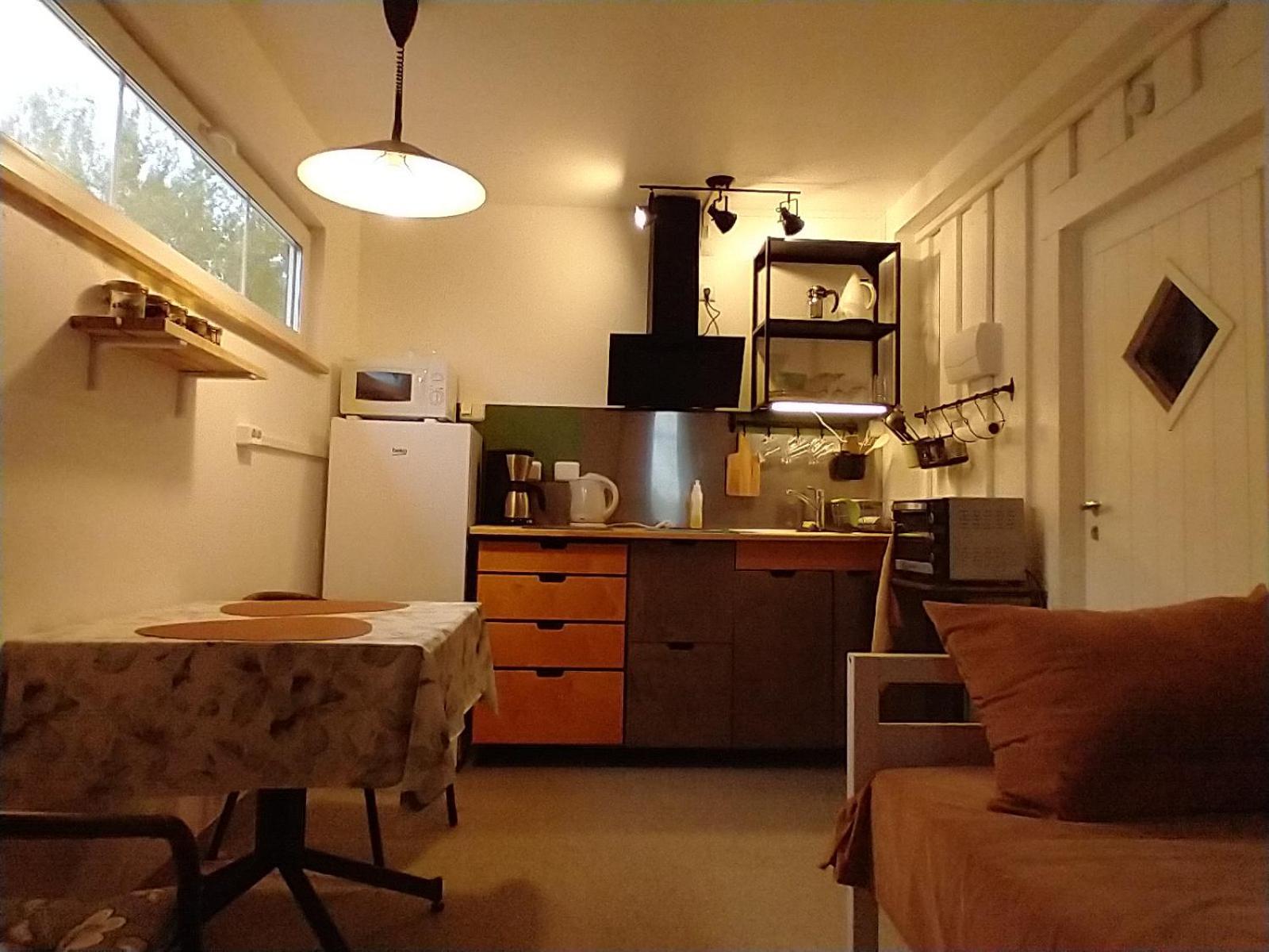 Lahemaa Kohvikann B & B, Caravan Park Palmse Pokoj fotografie